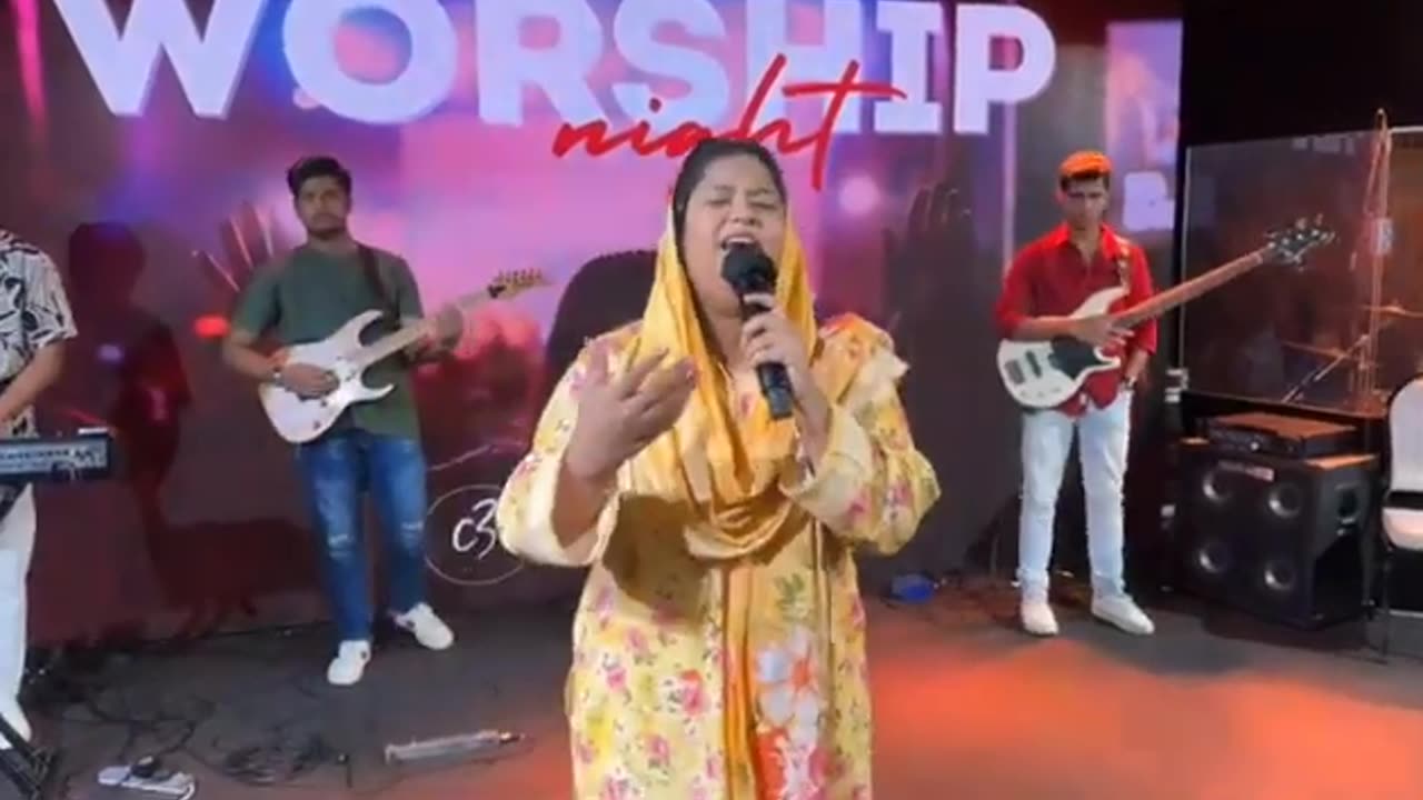 yeshu aaja mainu le ja badla de by Tehmina Tariq at Malaysia Church