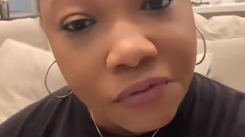 Lady goes off on FEMA-1