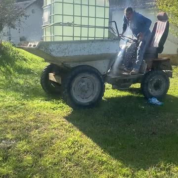 funny|prank|jokes|funny jokes|dad jokes|funny memes|funny video|fun|laughing|funny animal|knock