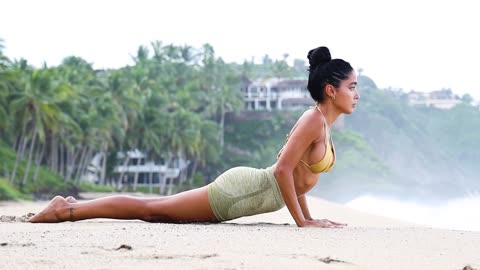 Hot Outdoor Yoga Flow with Beautiful Model