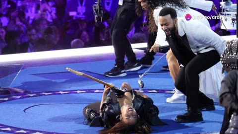 John Legend Performs ‘Let’s Go Crazy’ Prince Tribute at DNC With Sheila E (August 23rd, 2024)