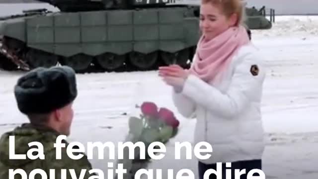 Special marriage proposal from a soldier