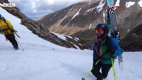 Slow motion' avalanche on Ben Nevis Close