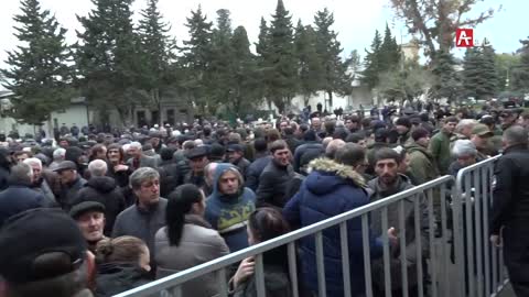 Аслан Бжания поблагодарил своих сторонников