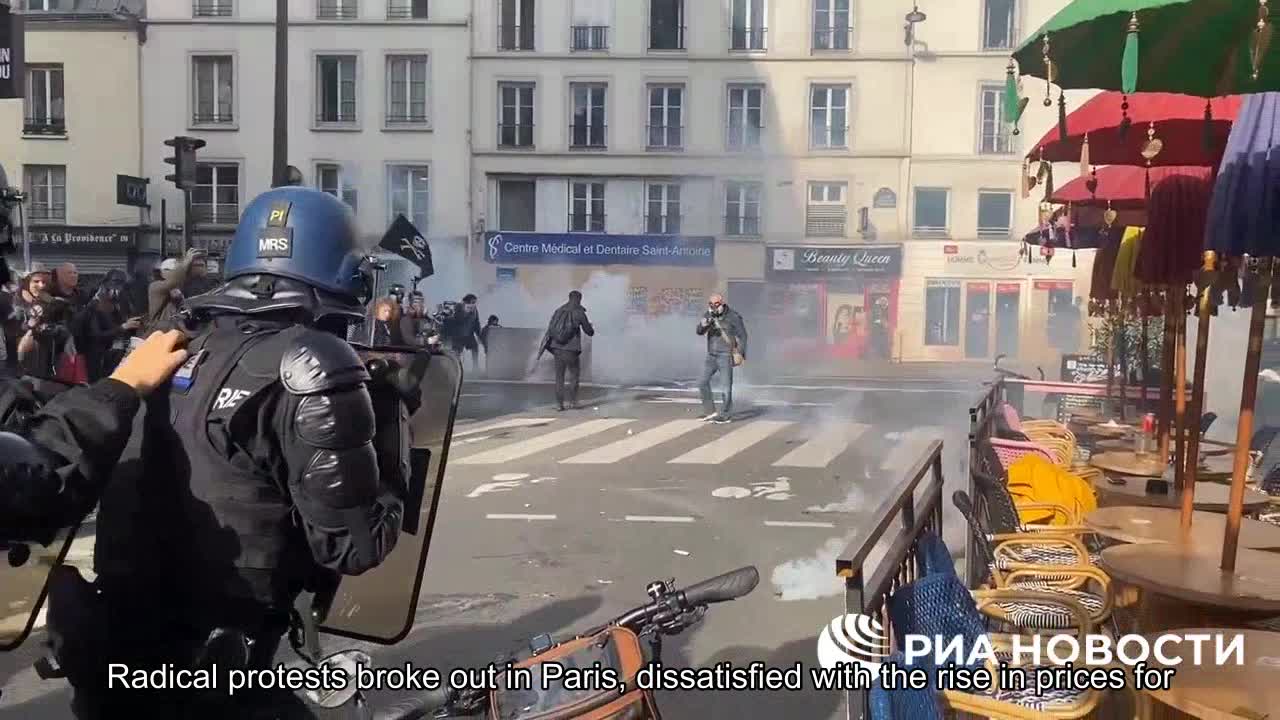 By a "strange" coincidence of circumstances, after the French announced the supply of air defense s