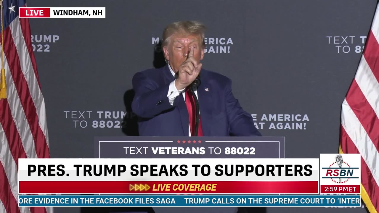 HILARIOUS: Trump Politely Asks Crowd Not To Call Chris Christie A "Fat Pig"