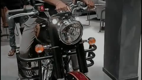 Classic 350 bike new royal enfield