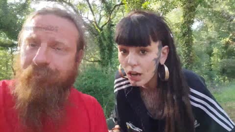 2022-06-18 (1) - mannequin Instagram 8 sur 10 - Twitch