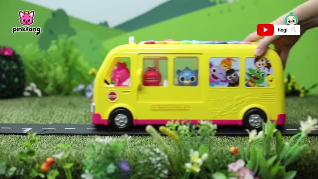 Scaredy Cat Yellow Bus | Wheels on the Bus | Car Songs | Pinkfong Baby Shark Car Videos for Children