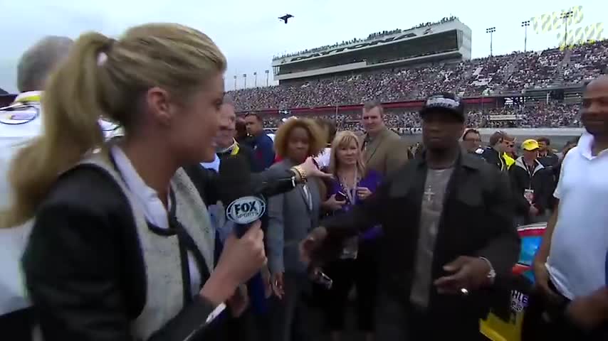 10 FUNNY MOMENTS WITH REPORTERS IN SPORTS ,MONEY