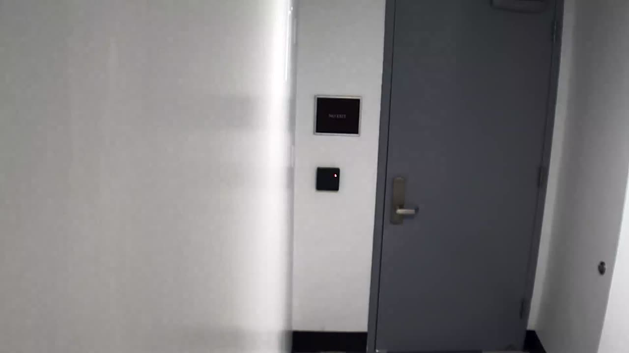 6144RHOBG2G201ABStairwayLobbyEntry_2021-01-06_12h00min02s510ms.mp4