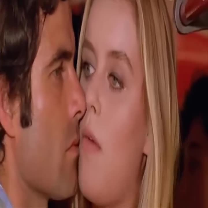 Women Want to get touch her back Side in Bus@Jack#