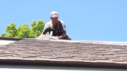 Top 5 Signs Your Roof Needs Immediate Repair!