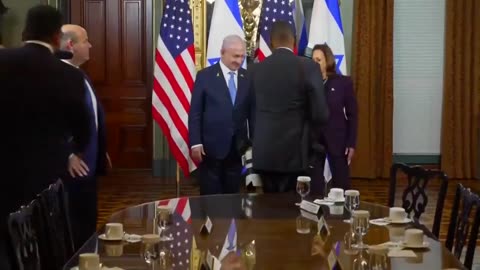 Kamala's appearance with Israeli PM lasted a total of 14 seconds before the press was kicked out