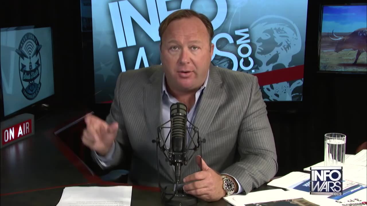 Dr Exposes Soft Kill Conspiracy - Alex Jones 2015