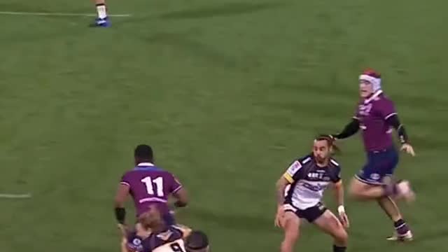 InsanefakeoffloadbyDaugunu#rugby#rugbyspot