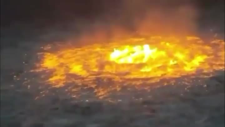 The ocean is on fire in the Gulf of Mexico after a pipeline ruptured 🤦🏼‍♂️