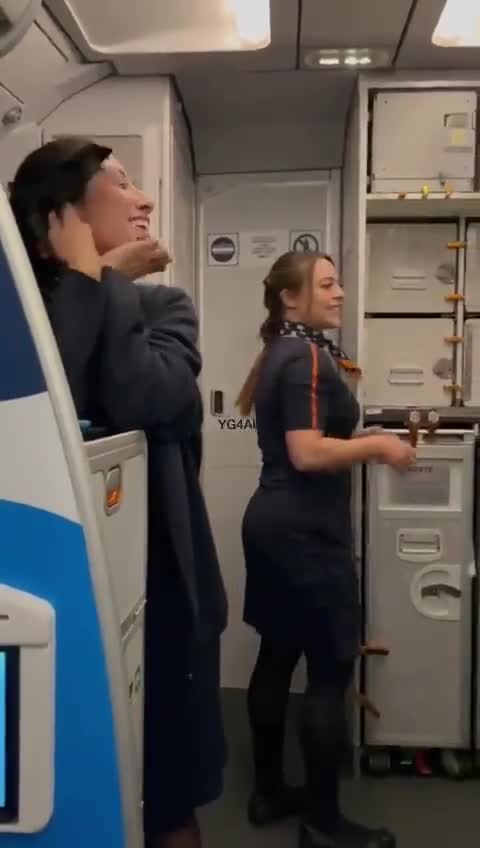 Masks ban lifted on flights in USA