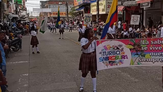 CUMPLEAÑOS DEL DISTRITO DE TURBO, MUY ACTIVO CON LA COMUNIDAD EDUCATIVA