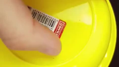 Tear off the label method