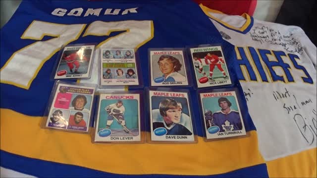 Buying 1975 OPC Cards