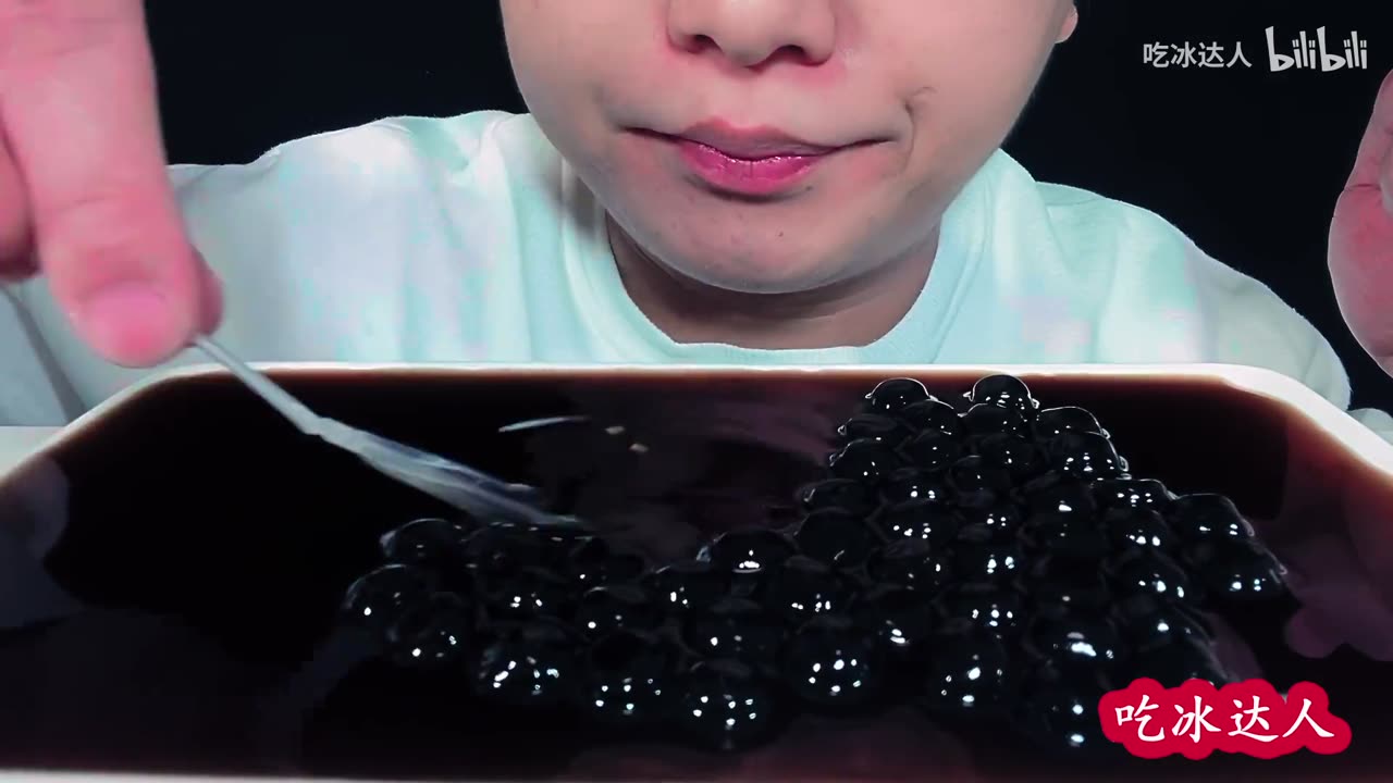 Eat the QQ bouncy fairy ball and listen to the sound of the Q bouncy fairy ball!
