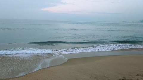 It is the sea of Haeundae in Busan, Korea.