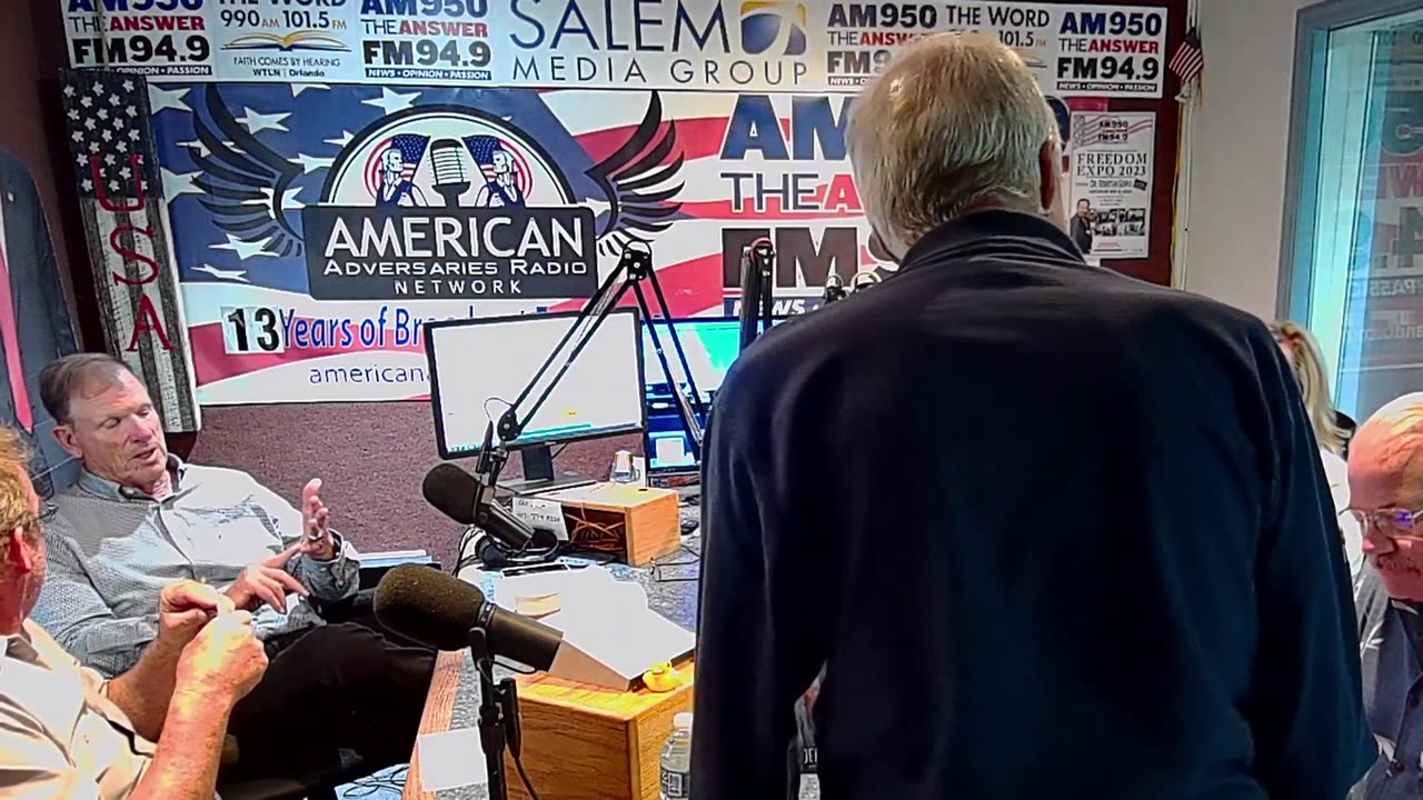 THE BOOB ON THE TUBE