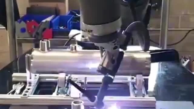Robotic welding