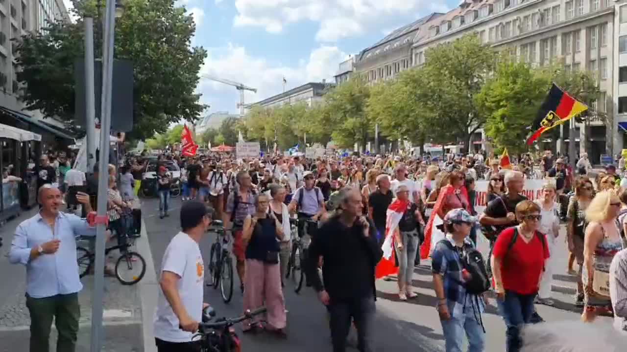 Demo 30.07. Berlin, Woche der Demokratie