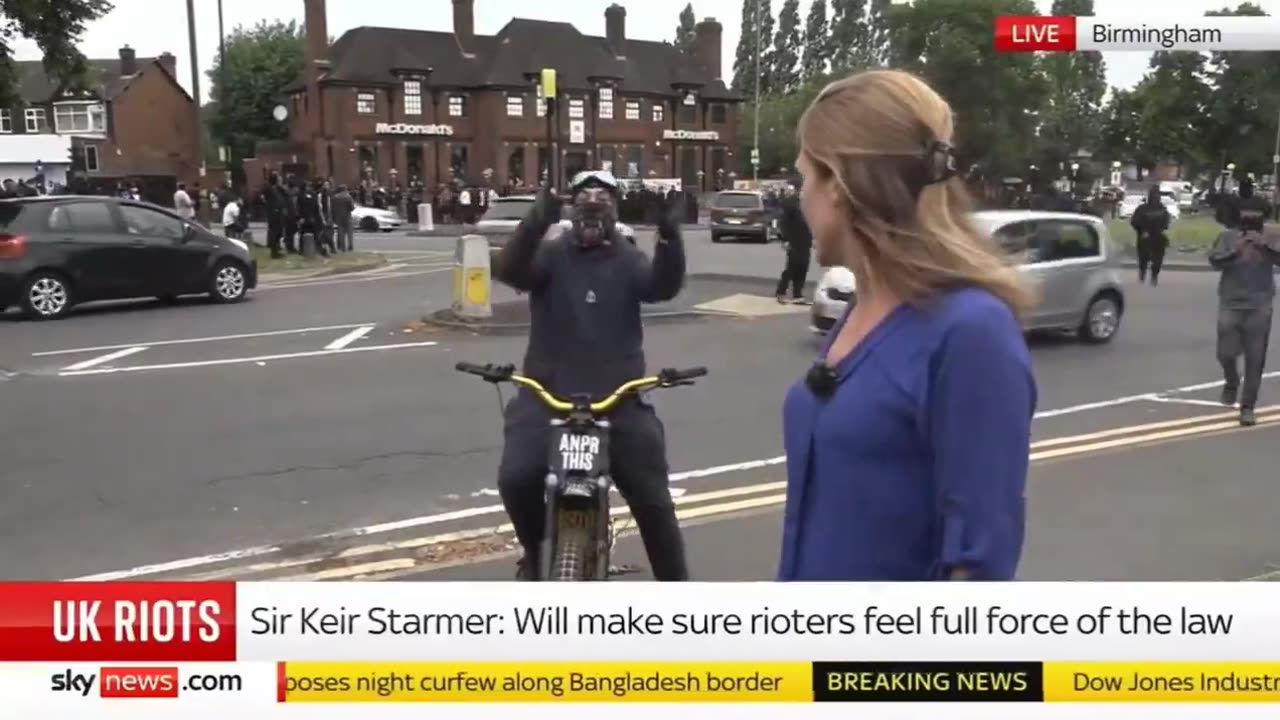 Journalist trying to frame White UK protestors as extremists