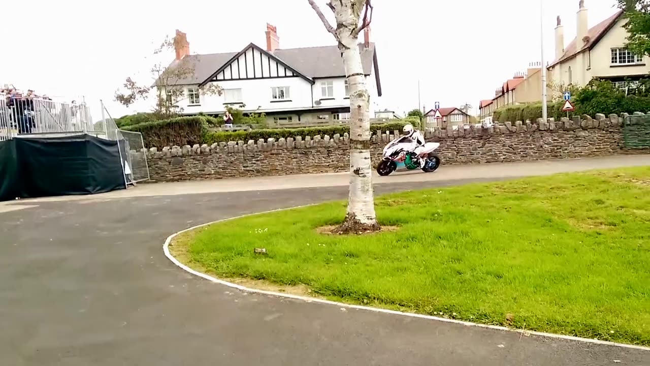 The ghost roars, the electric soul of the Isle of Man TT gallops