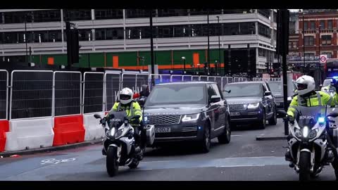 Very handsome policeman, police car is also very handsome