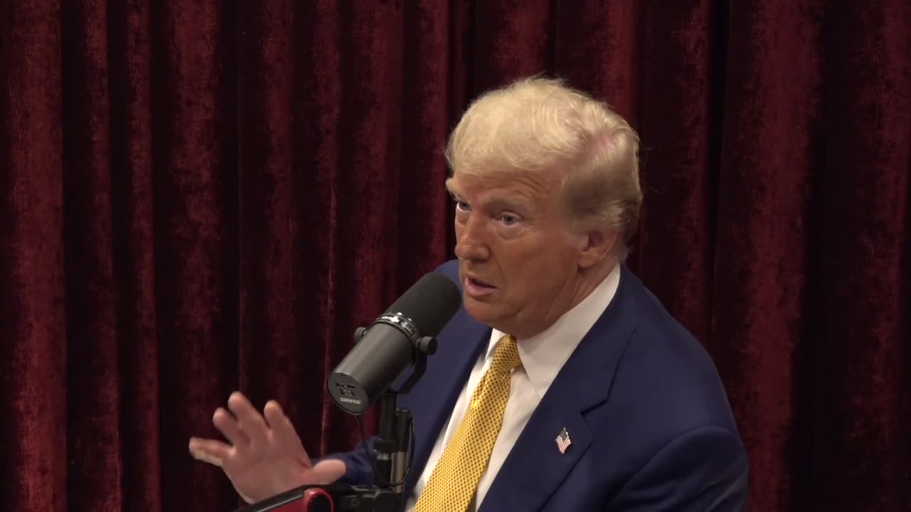 Jaw-Dropping Rogan-Trump Interview Crushes Kamala Harris Campaign