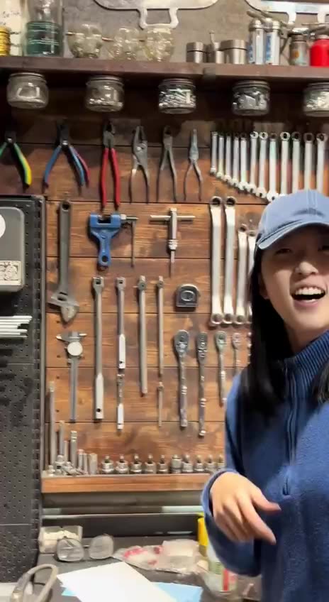 Dumb gurl don't know 🤣