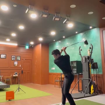 Midnight practice hits different #golf #golfer #midnight #practice #range #training #driver #club