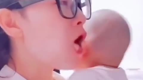 BABY CRING WITH MOTHET