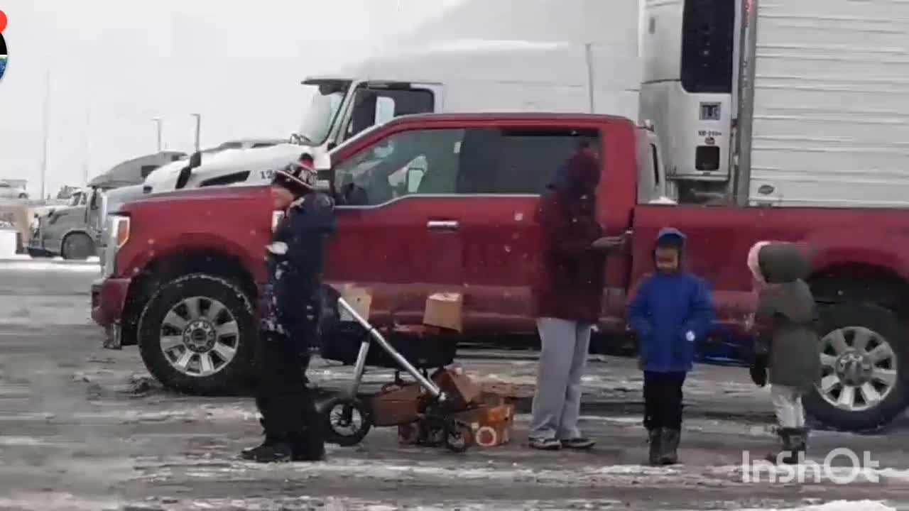 London Ontario Truckers For Freedom Convoy Departing Jan.27, 2022 #BearHUG ❤ - #NoVaxxPass #NoMandatesEVER #TrudeauMustGO #O'toolMustGO