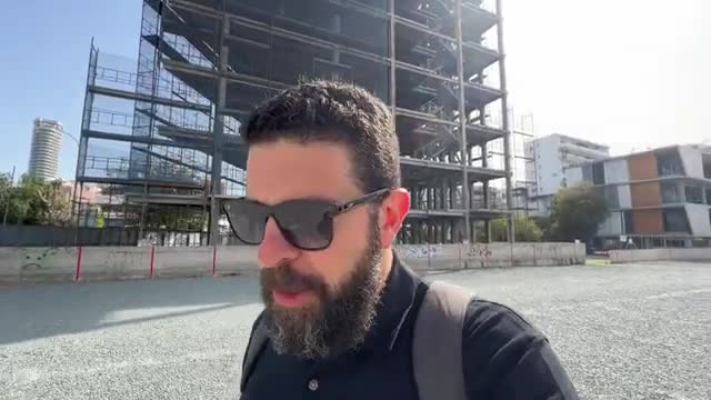 Tactical nuke talk projection. Poland's "Stop Russia Now!" campaign. Green US Military. Update 1