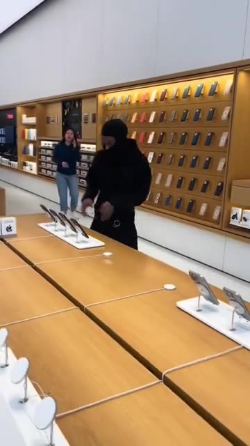 Коммунизм по-американски: США это страна возможностей…