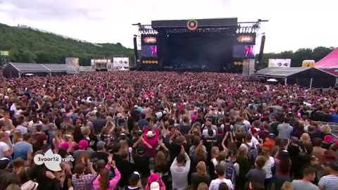 Imagine Dragons - Believer - Pinkpop 2017 ( HD Live Show )