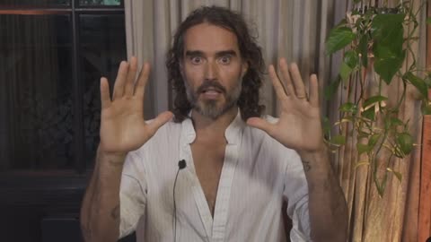 📢 Russel Brand has short message to his audience discussing his current censorship