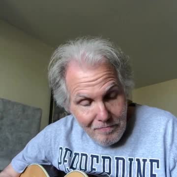 Gibson Acoustic Moment