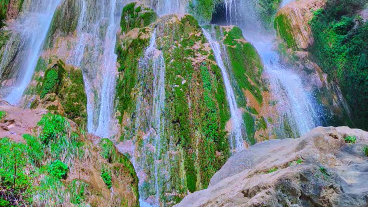 Beautiful Waterfall 💕