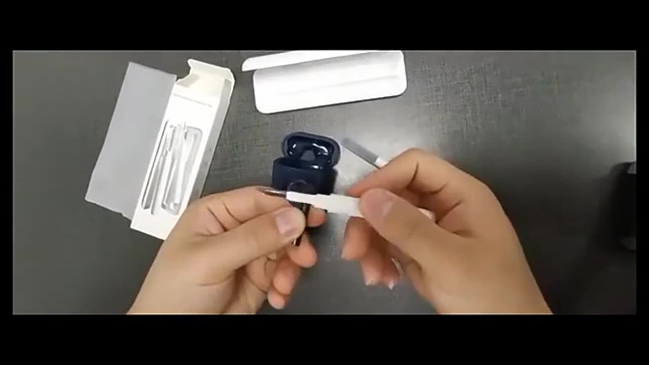 3-In-1 Wireless Earbuds Cleaning Kit