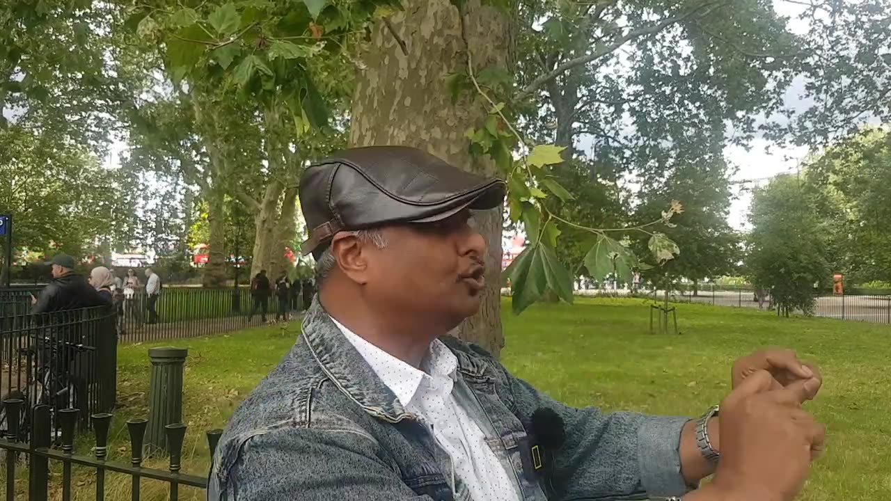 Speakers Corner_Uncle Sam Is Telling a Muslim Kid about the Pagan Islam, Black S