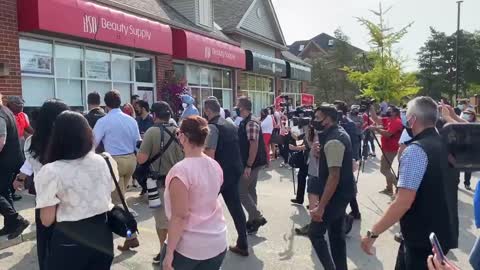 Canadian PM Trudeau heckled by crowd AGAIN, this time in Ontario