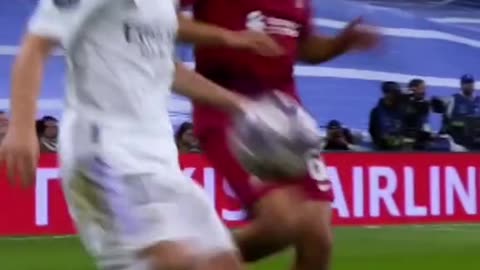 Modric vs Trent Alexander Arnold