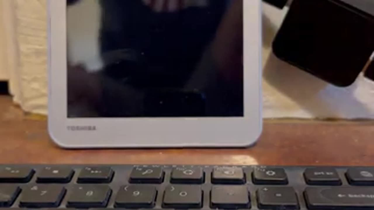 Linux Tablet on Toshiba WT8-B