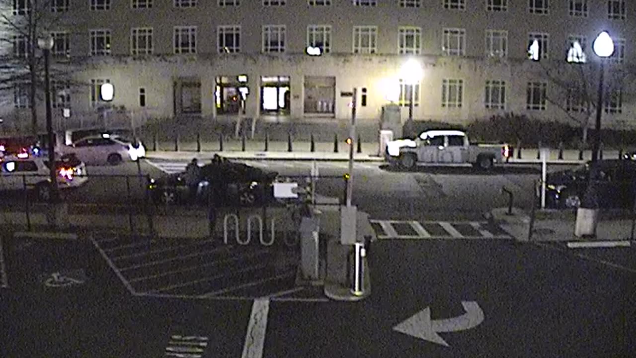 4406LOTS00Lot8-9West_2021-01-06_23h39min03s360ms.mp4